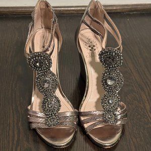 Vince Camuto Zimily Silver Wedges